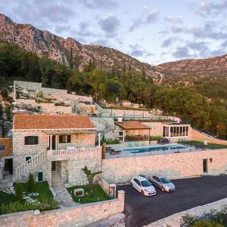 Breathtaking Scenic With Pool * Dubravka