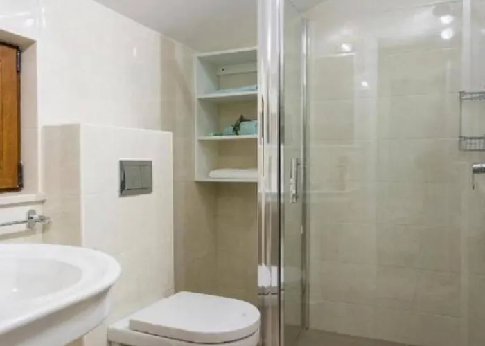 Breathtaking Scenic With Pool *